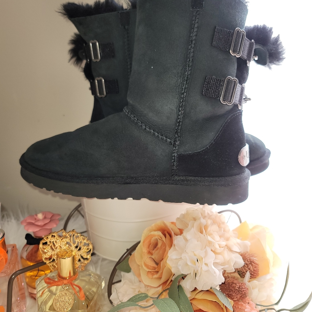 UGG boots - Picture 3 of 7